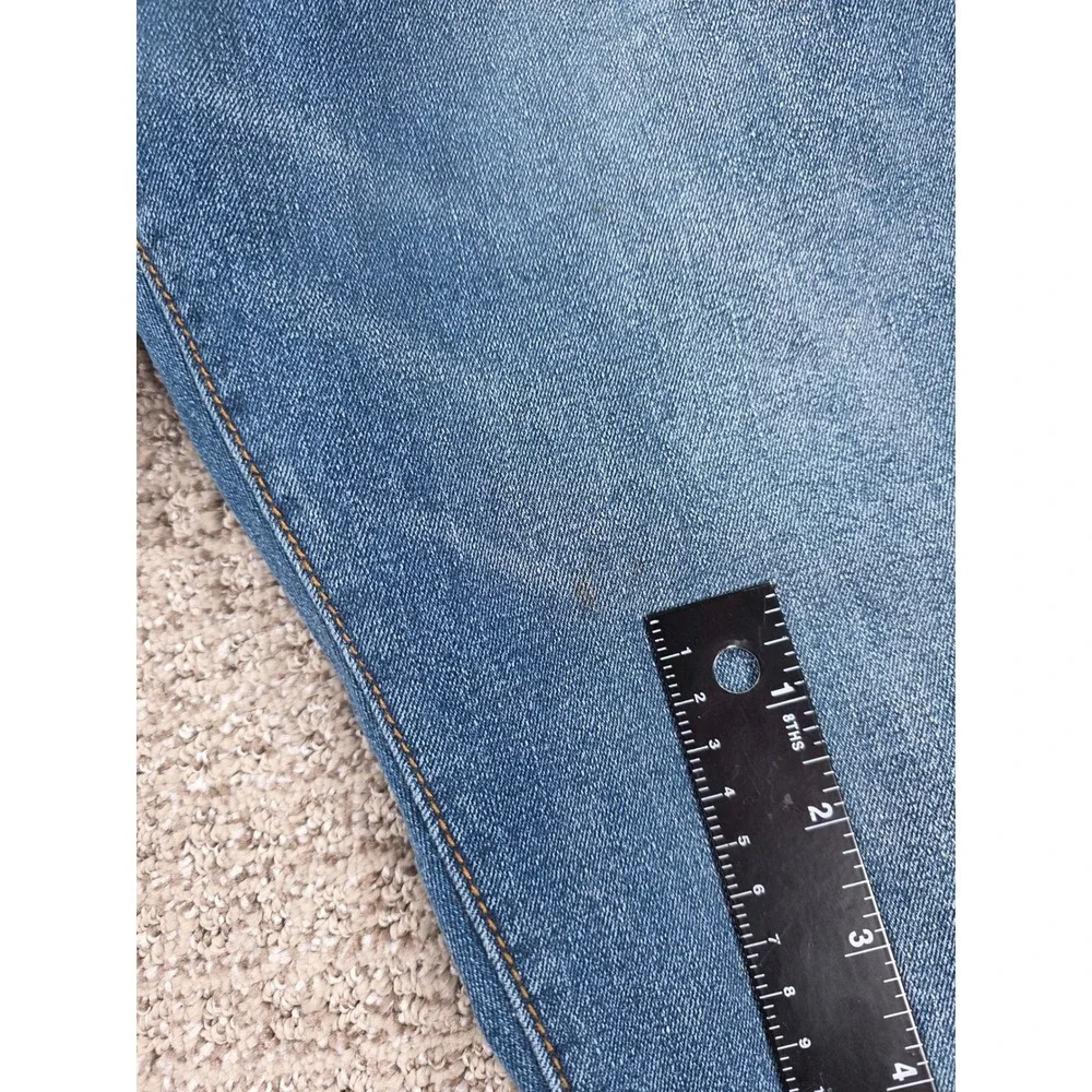 True Religion Ricky Relaxed Straight Jeans Mens 36x29 Blue Denim Red Stitching
